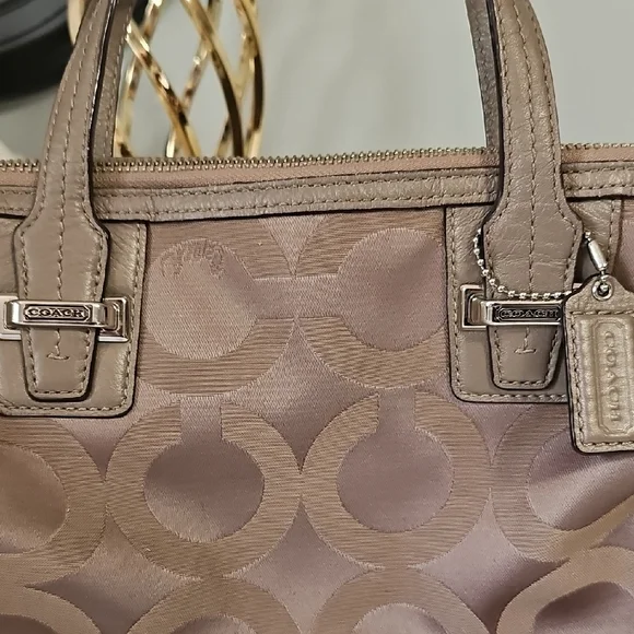 Coach Taylor Op Art Satchel - Picture 4 of 13